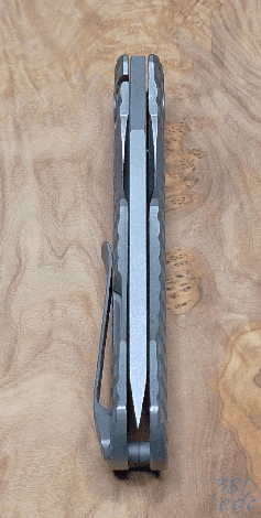 McNees Little Dixon edge-on view showing MagnaCut blade and frame lock